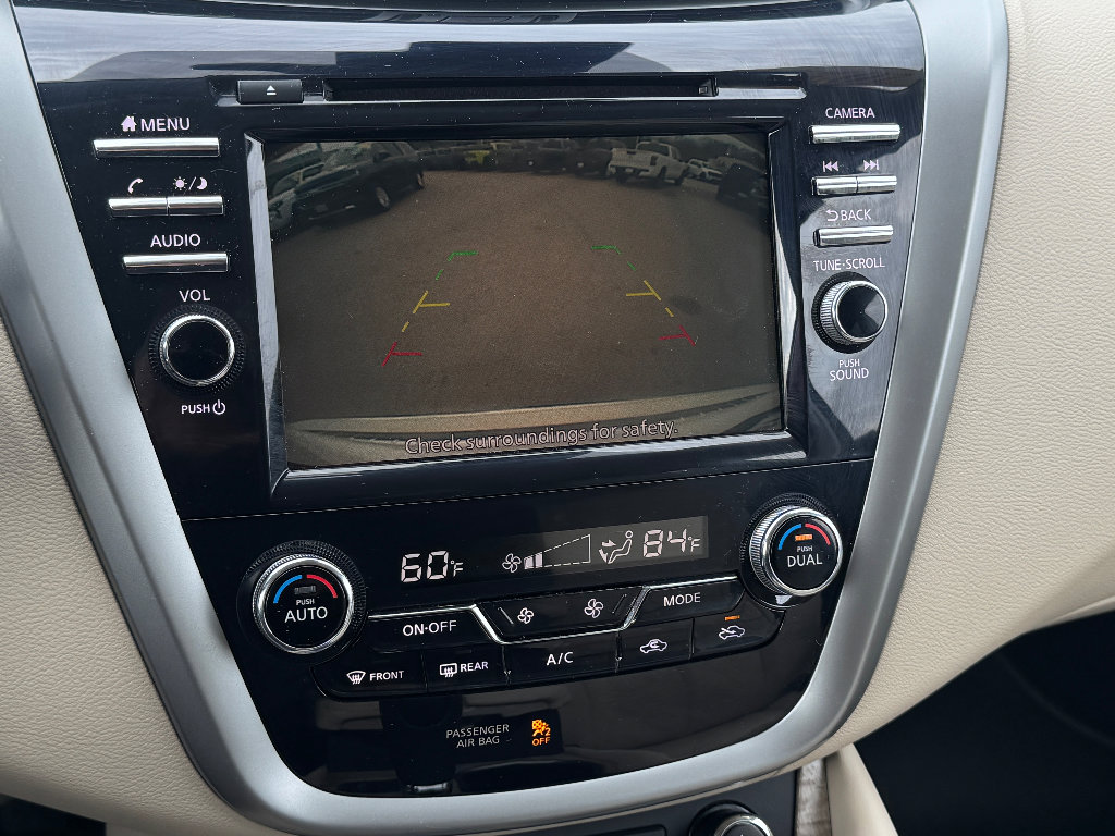 Used 2022 Nissan Murano SV image 17