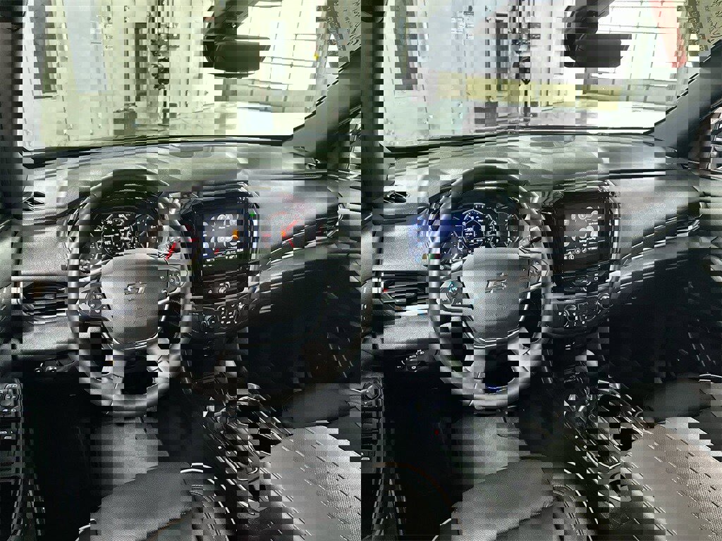 Used 2023 Chevrolet Traverse Premier w/ Redline Edition image 21