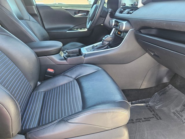 Used 2019 Toyota RAV4 XSE w/ XSE Weather Package image 22