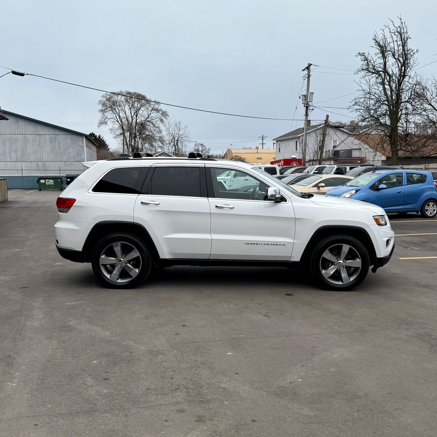 Used 2014 Jeep Grand Cherokee Limited w/ Luxury Group II image 14