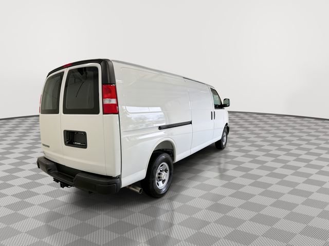 New 2026 Chevrolet Express 3500 Extended w/ Driver Convenience Package image 14