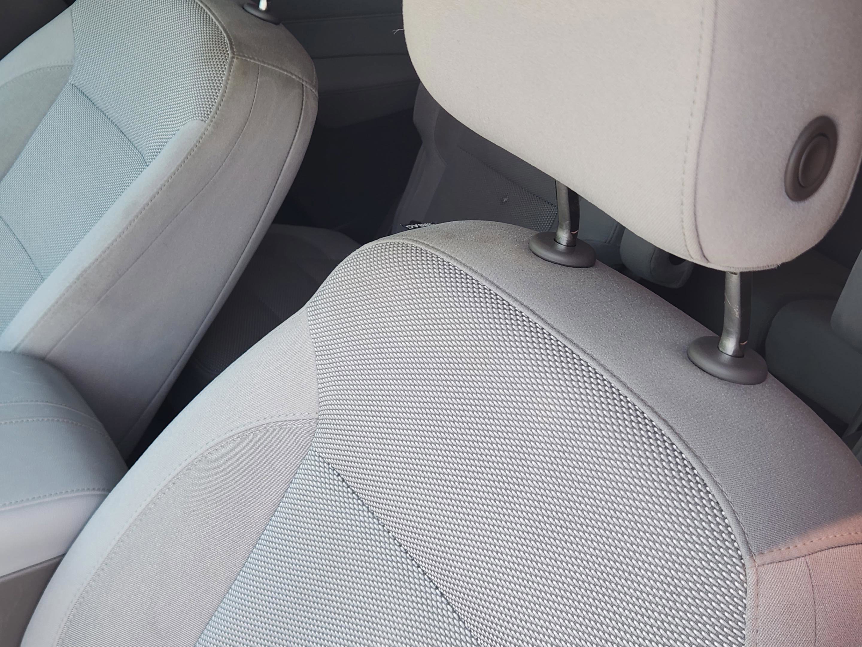 Used 2018 Chevrolet Traverse LT FWD image 8