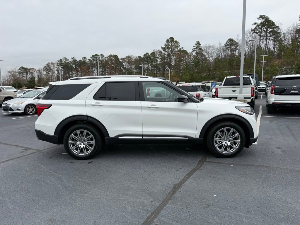 New 2026 Ford Explorer Platinum RWD image 9