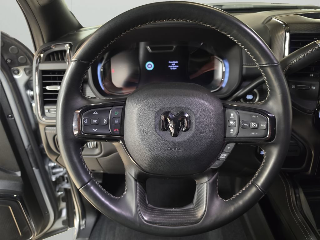 Used 2024 RAM 2500 Limited AWD/4WD image 19