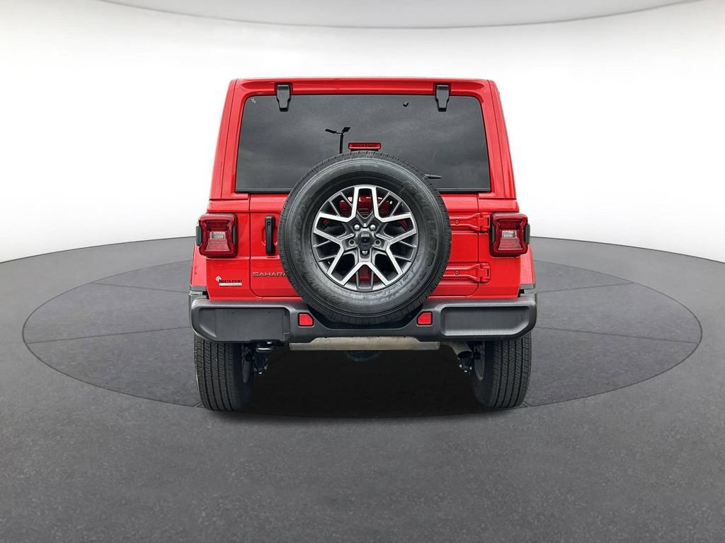Certified 2026 Jeep Wrangler Unlimited Sahara AWD/4WD image 4