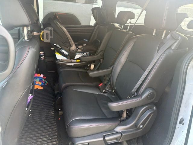 Used 2024 Honda Odyssey Sport image 13