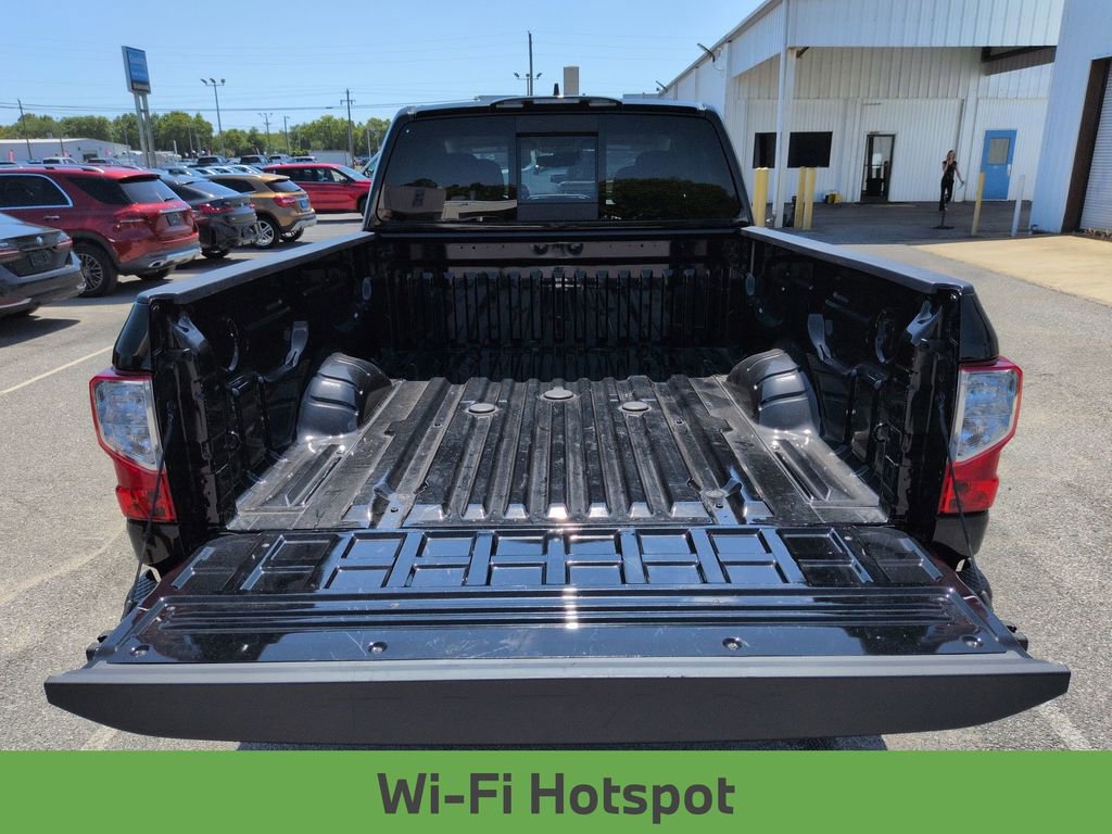 Used 2024 Nissan Titan SV w/ SV Convenience Package AWD/4WD image 32