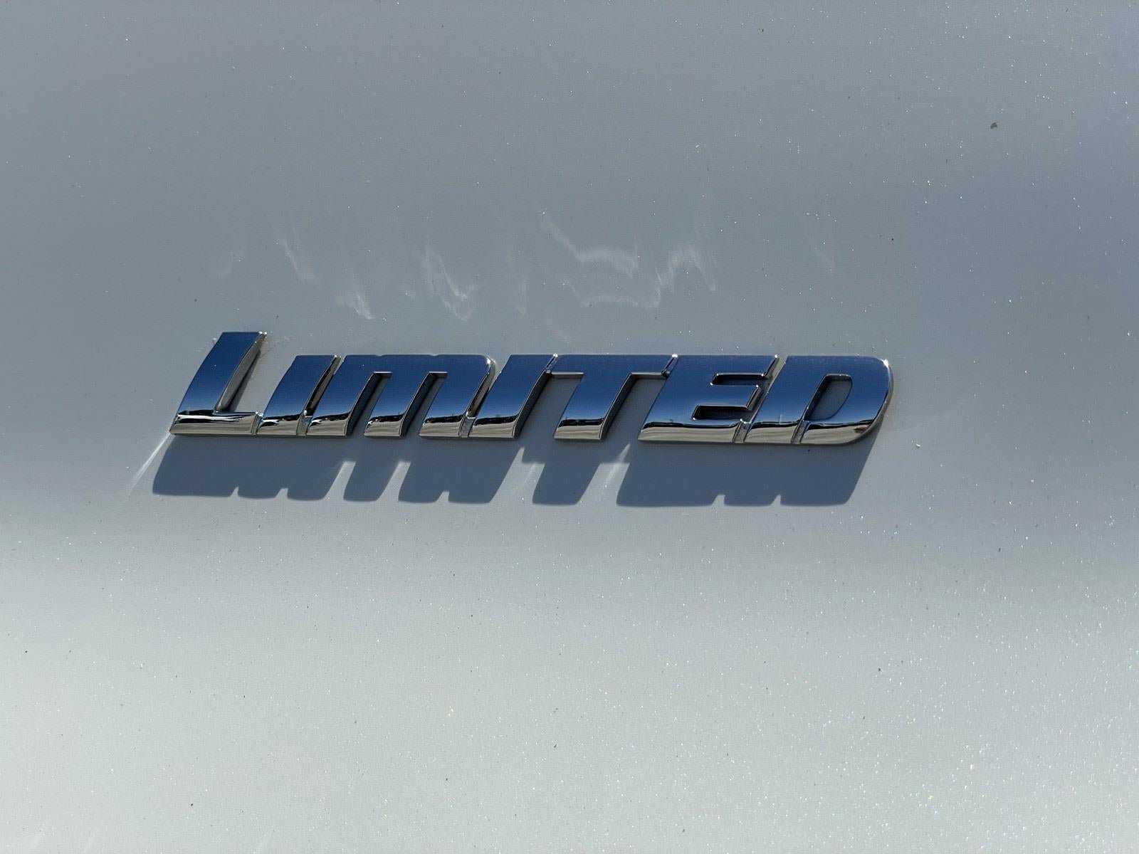 Used 2016 Toyota 4Runner Limited AWD/4WD image 56