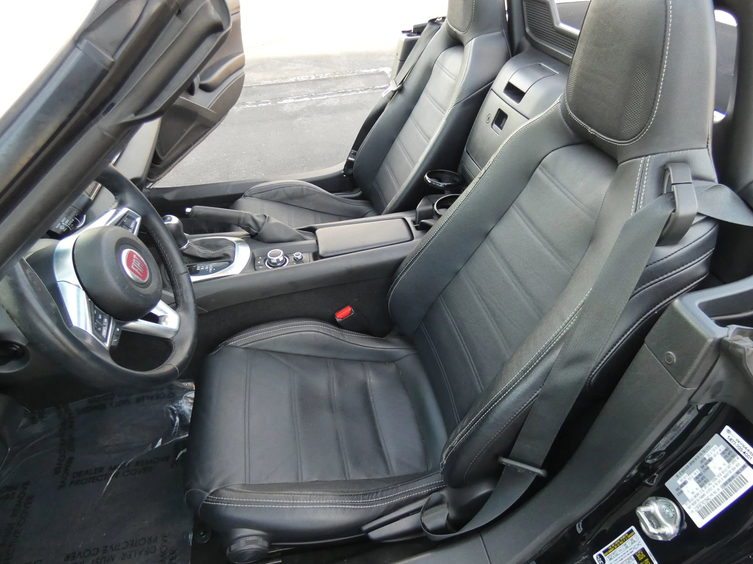 Used 2017 FIAT 124 Spider Lusso image 37