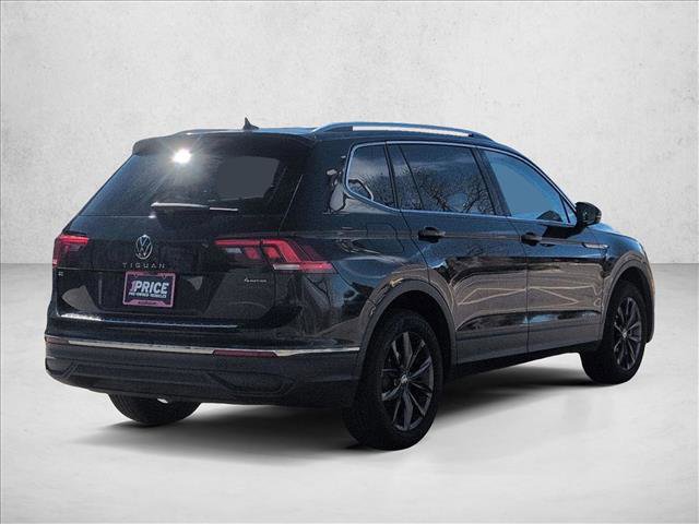 Used 2024 Volkswagen Tiguan SE image 5