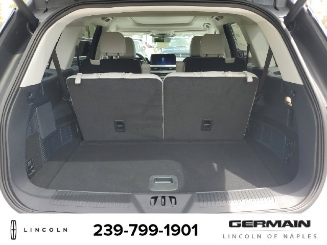 New 2025 Lincoln Aviator AWD image 22