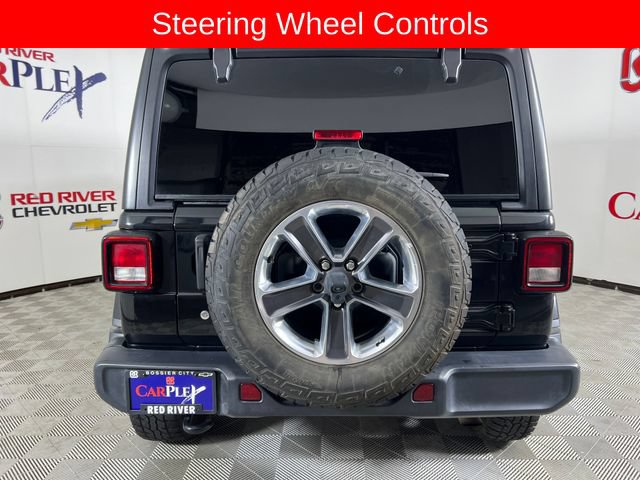 Used 2020 Jeep Wrangler Unlimited Sahara AWD/4WD image 7