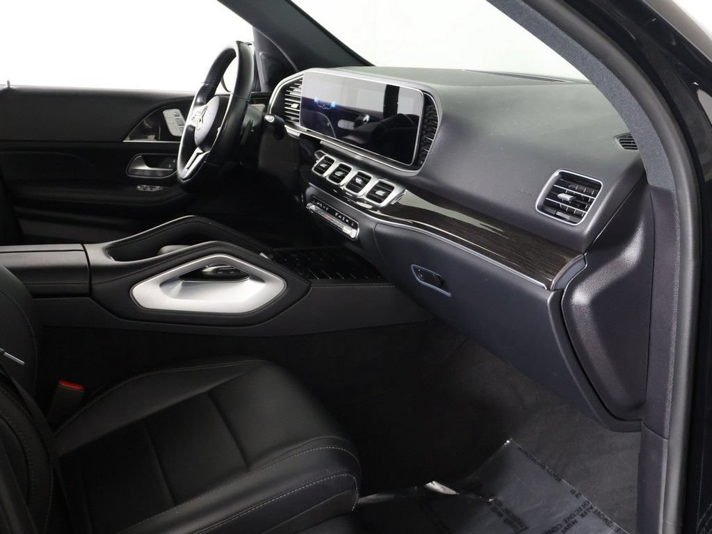 Used 2022 Mercedes-Benz GLE 450 4MATIC w/ AMG Line Exterior image 26