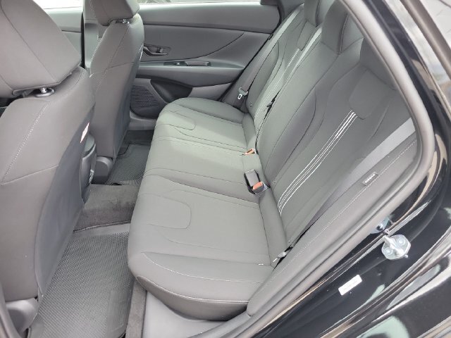 New 2026 Hyundai Elantra Sport FWD image 25