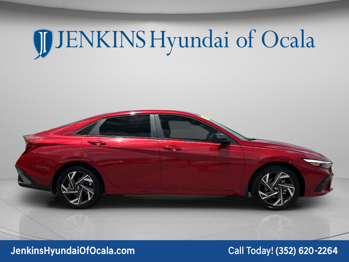 Certified 2025 Hyundai Elantra Sport FWD image 2