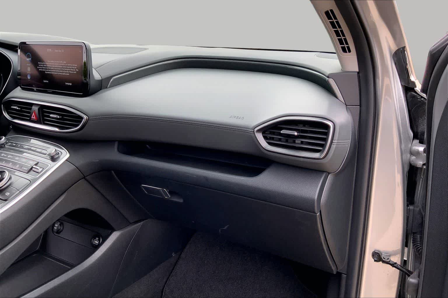 Used 2023 Hyundai Santa Fe SEL FWD image 19