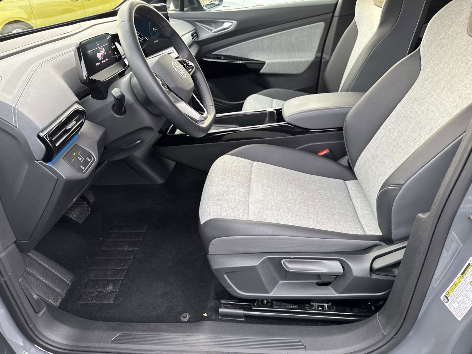 Certified 2023 Volkswagen ID.4 Pro image 14