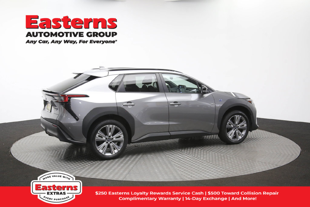 Used 2023 Subaru Solterra AWD image 43