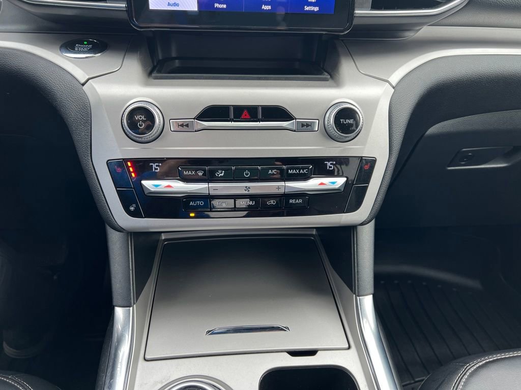 Used 2021 Ford Explorer XLT w/ Equipment Group 202A image 17