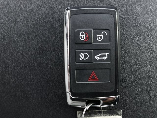 Used 2023 Land Rover Range Rover SE AWD/4WD image 26