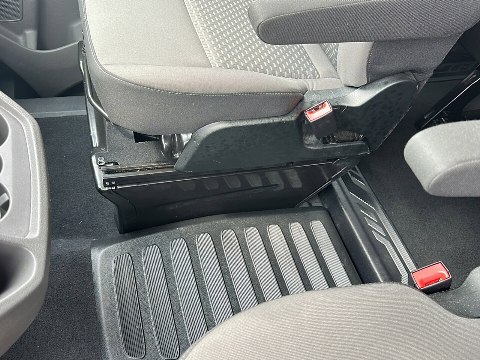 Used 2025 Ford Transit 350 XLT RWD image 21