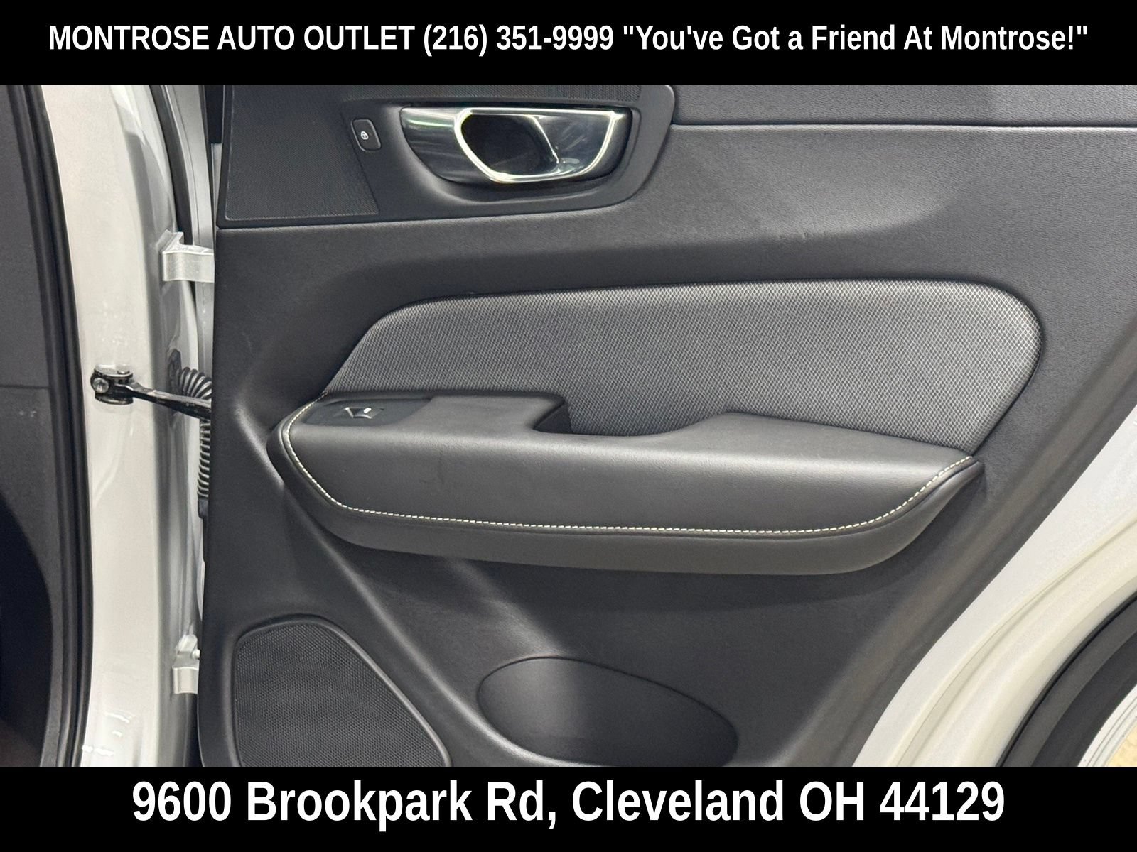Used 2020 Volvo XC60 T8 R-Design AWD/4WD image 48