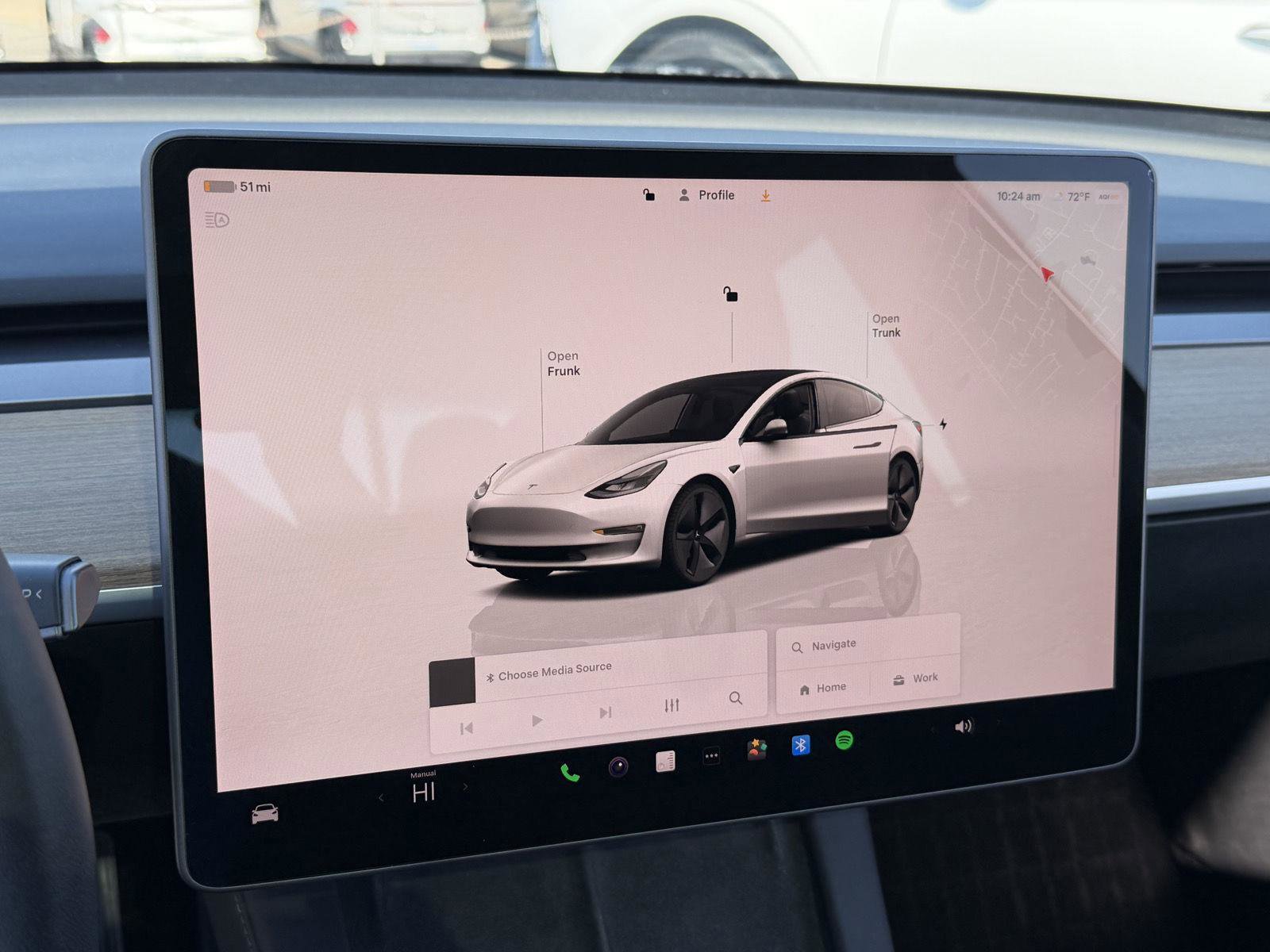 Used 2023 Tesla Model 3 Standard Range image 10