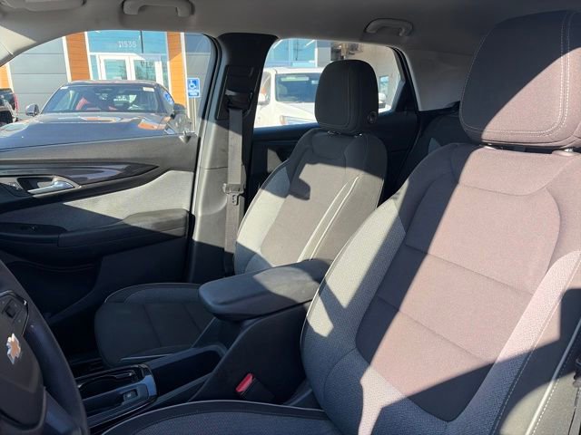 Used 2024 Chevrolet TrailBlazer LS image 46