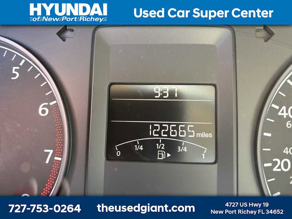 Used 2011 Volkswagen Jetta SEL image 12