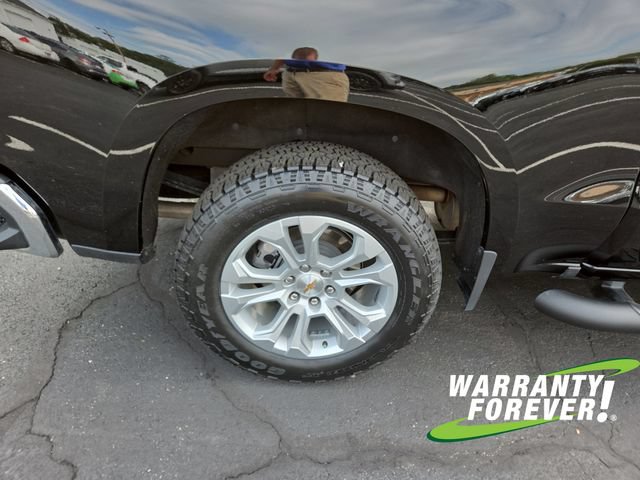 Used 2025 Chevrolet Silverado 1500 LTZ AWD/4WD image 20