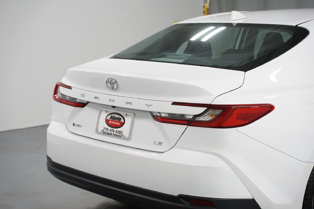 Certified 2025 Toyota Camry LE FWD image 9
