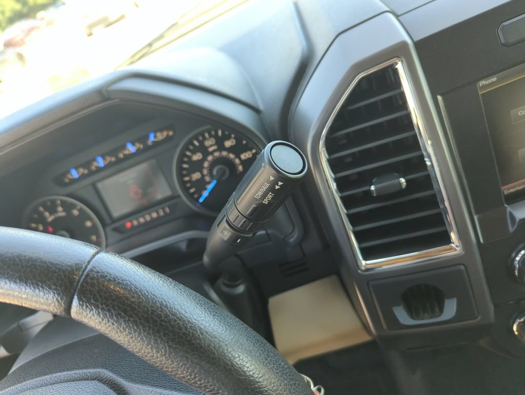 Used 2015 Ford F150 XLT w/ Equipment Group 302A Luxury RWD image 23