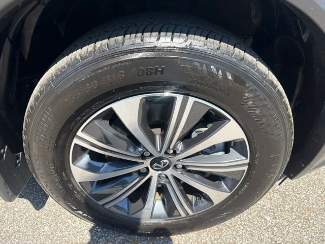 Used 2025 INFINITI QX60 Pure w/ Cargo Package FWD image 13