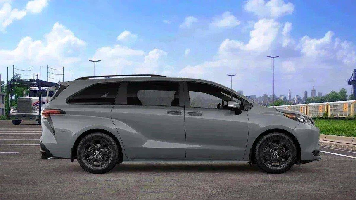 New 2026 Toyota Sienna XLE Woodland Edition AWD/4WD image 78