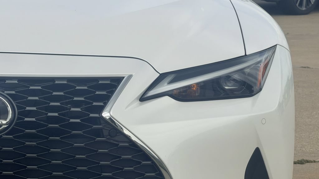 Used 2024 Lexus IS 300 w/ Comfort Package RWD image 5