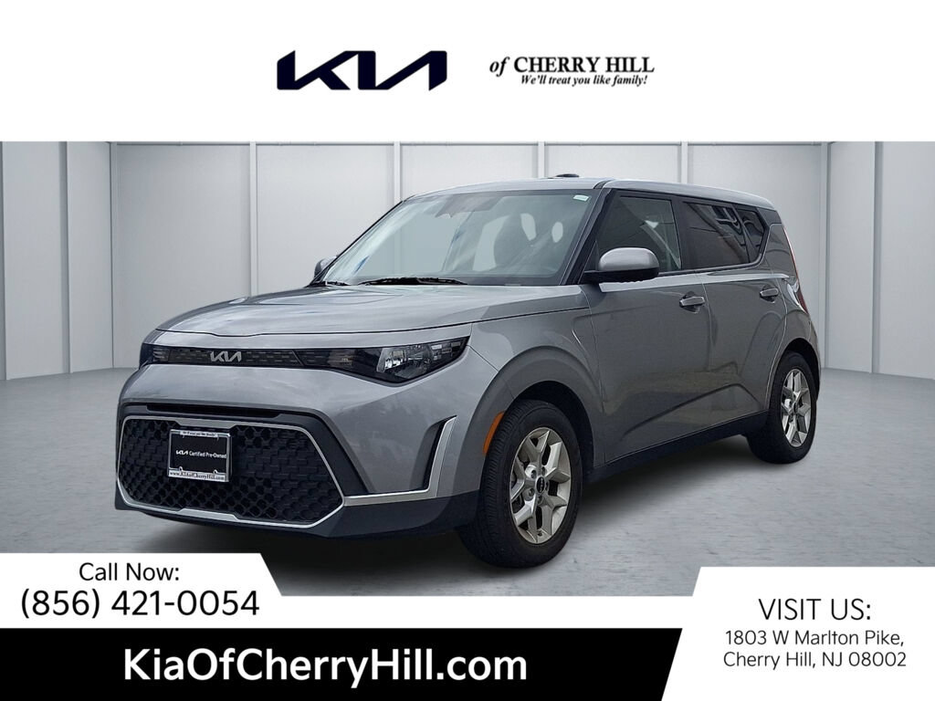 Used 2024 Kia Soul LX w/ Option Group 015 FWD image 1