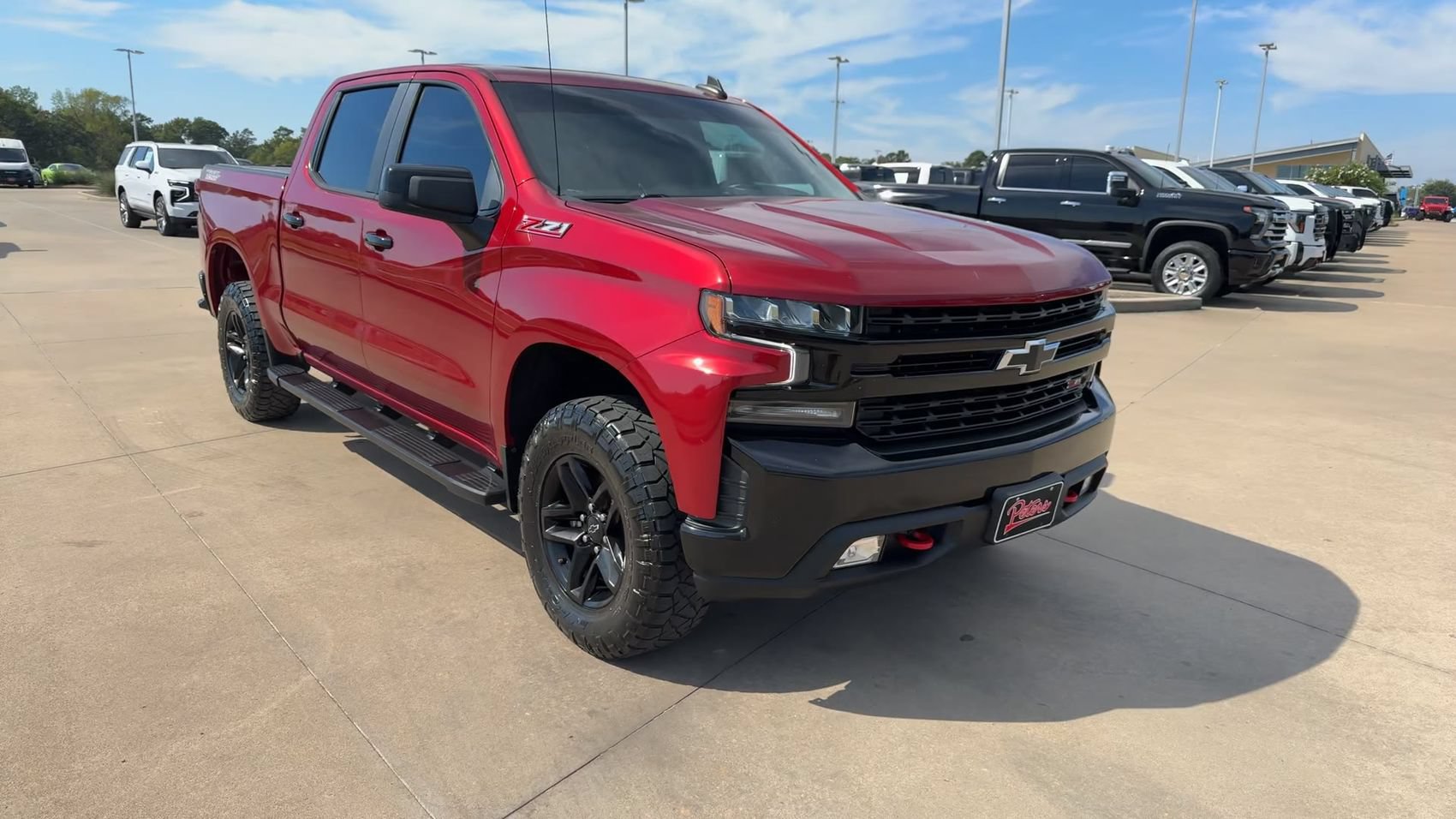 Used 2021 Chevrolet Silverado 1500 LT Trail Boss w/ Convenience Package II AWD/4WD image 3