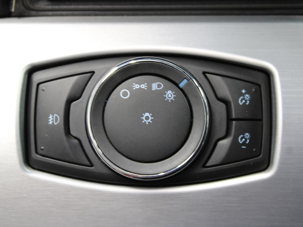 Used 2015 Ford Mustang Premium RWD image 47