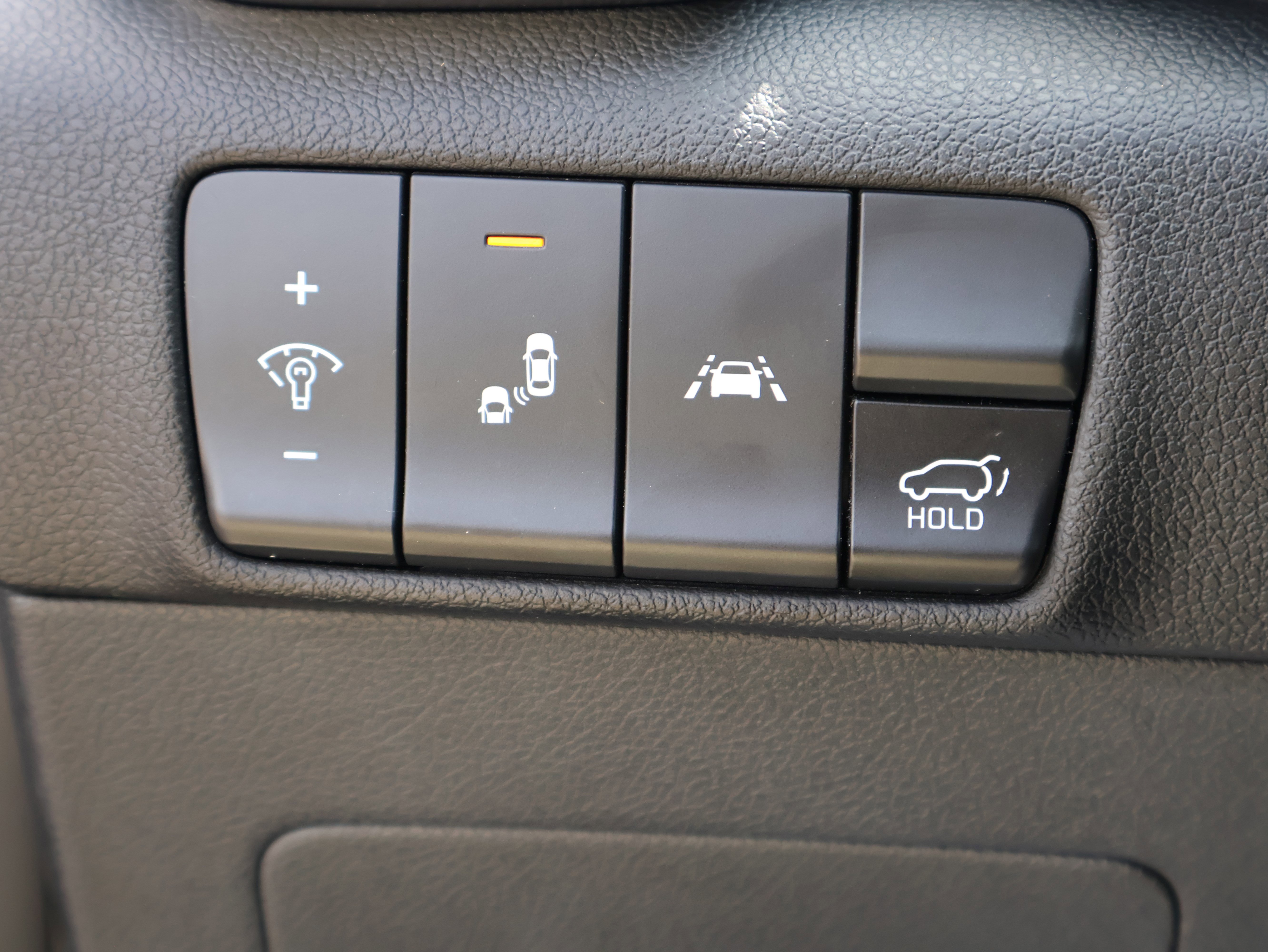 Used 2020 Kia Sportage EX FWD image 34