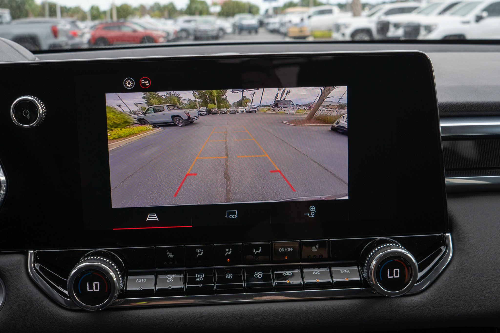 New 2026 GMC Canyon Elevation w/ Convenience Package image 17