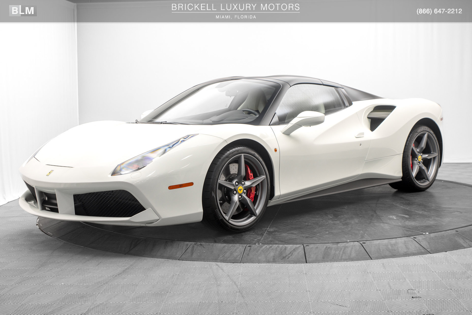 Used 2018 Ferrari 488 Spider RWD image 14