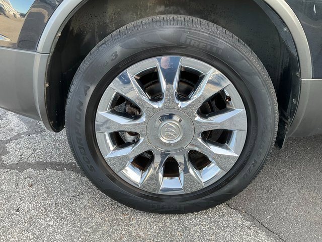 Used 2011 Buick Enclave CXL image 29