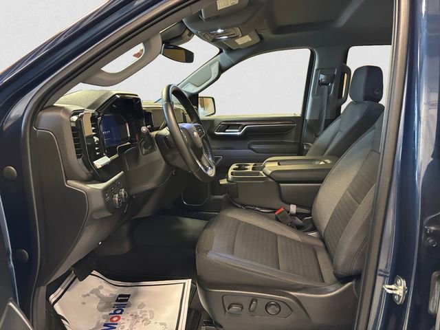 Used 2023 Chevrolet Silverado 1500 LT AWD/4WD image 10