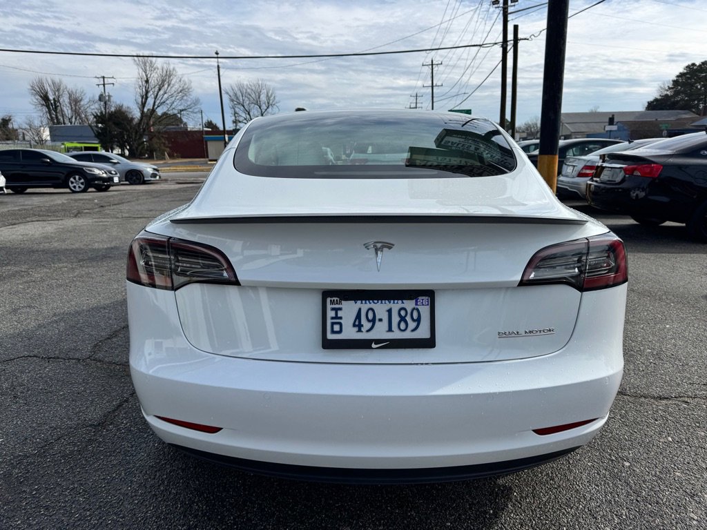 Used 2022 Tesla Model 3 Performance image 7