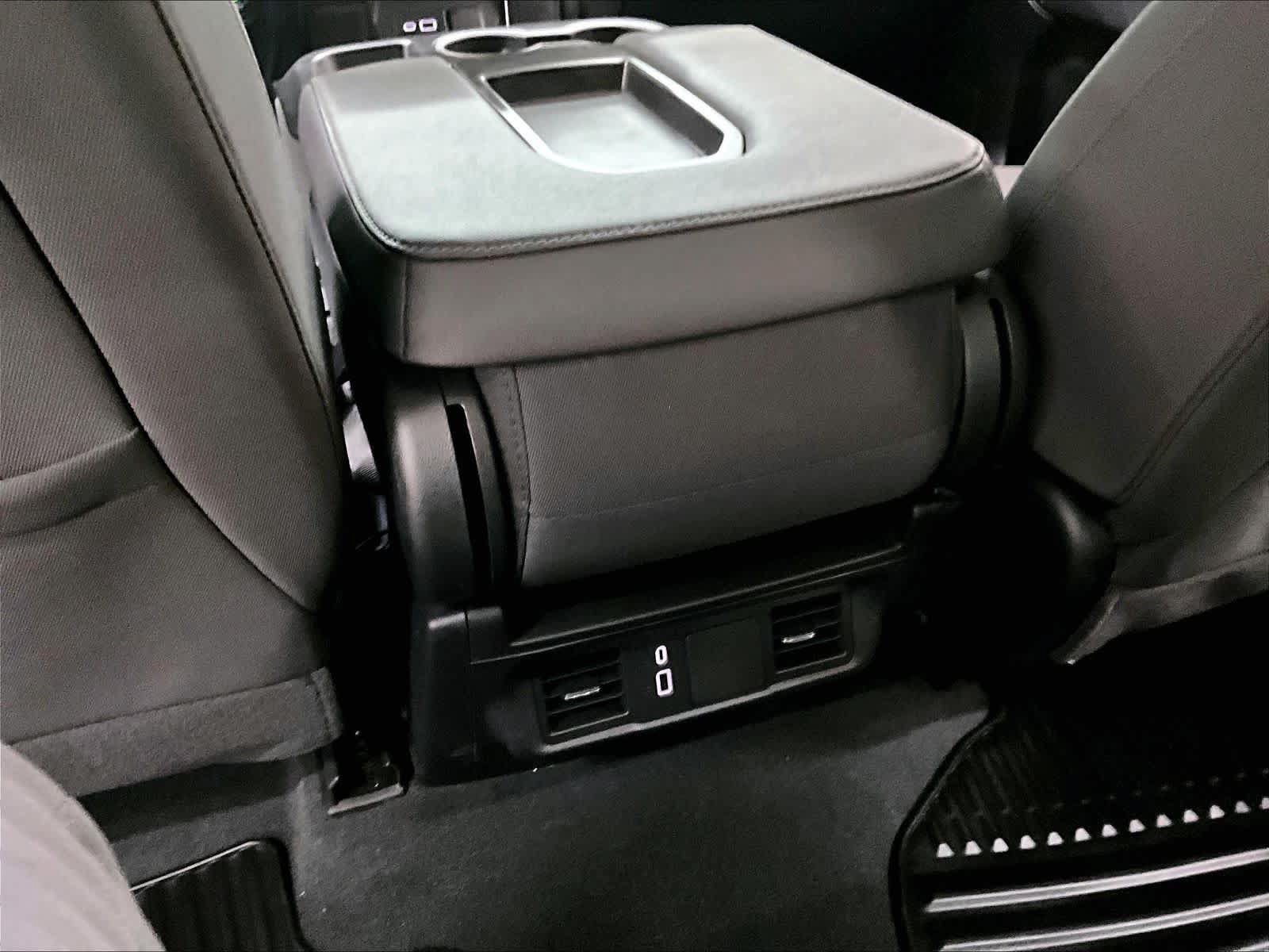 Used 2026 Chevrolet Silverado 1500 Custom RWD image 38