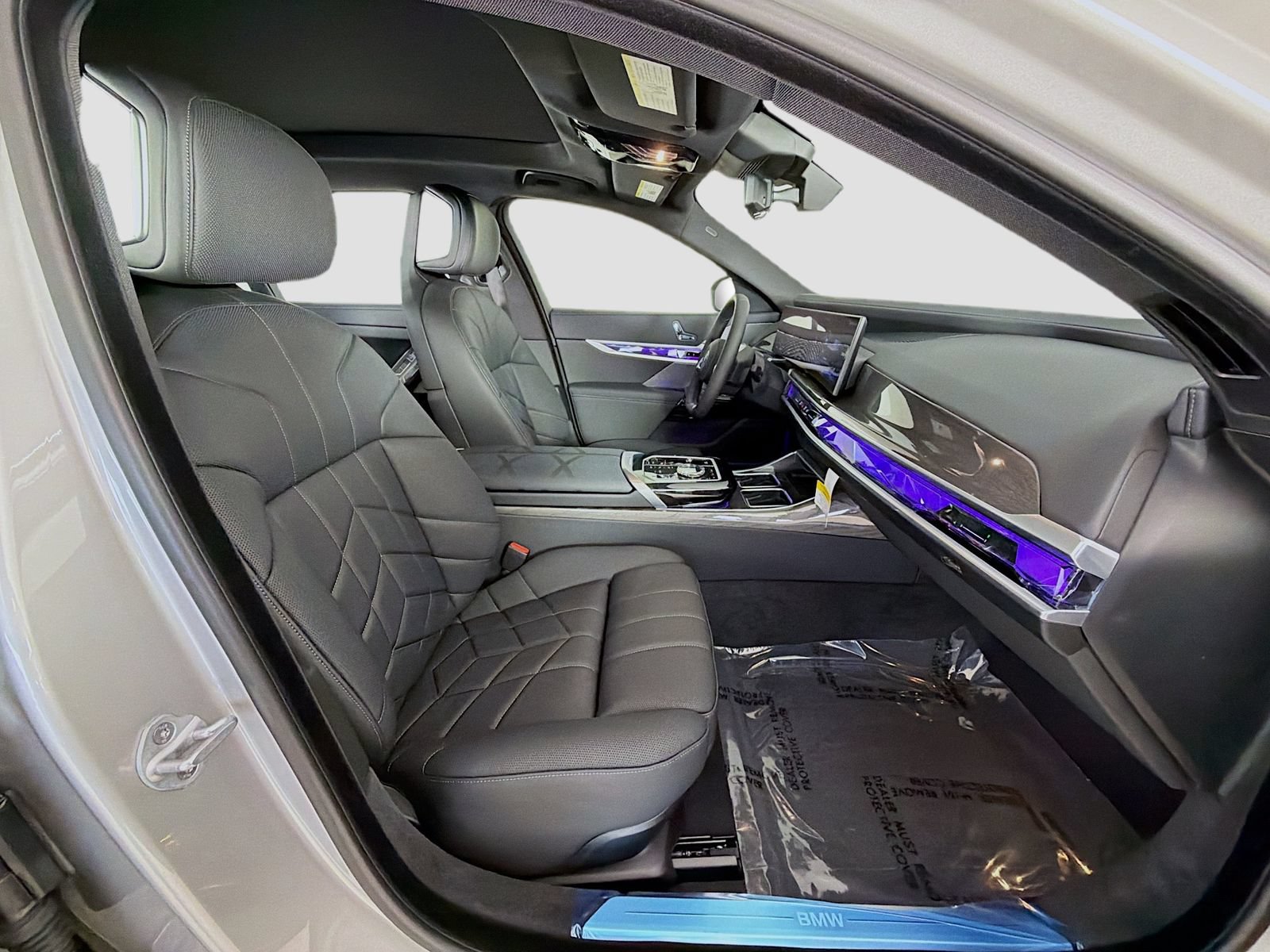 New 2026 BMW i7 xDrive60 AWD/4WD image 30