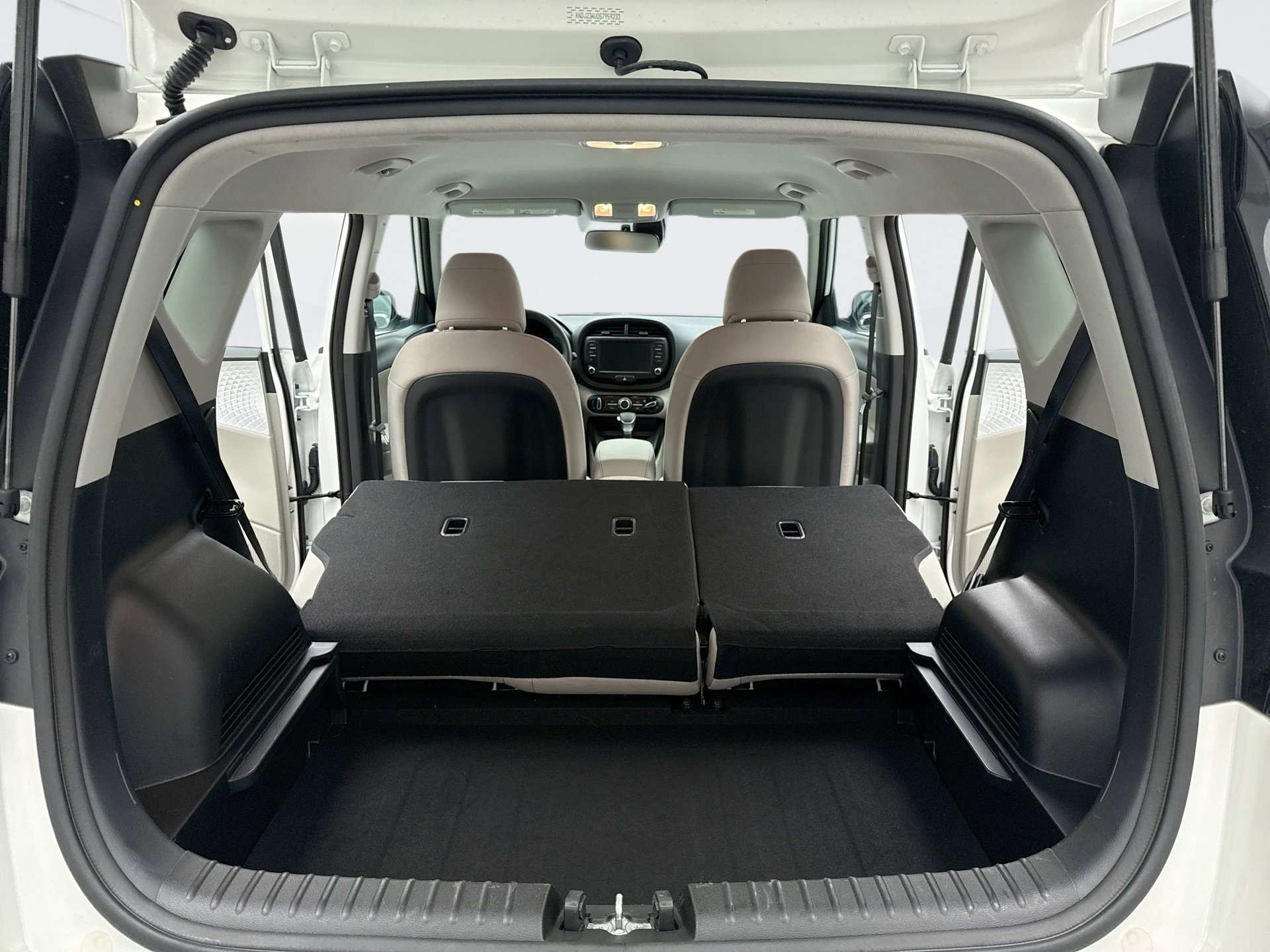 Used 2025 Kia Soul LX w/ LX Technology Package image 19