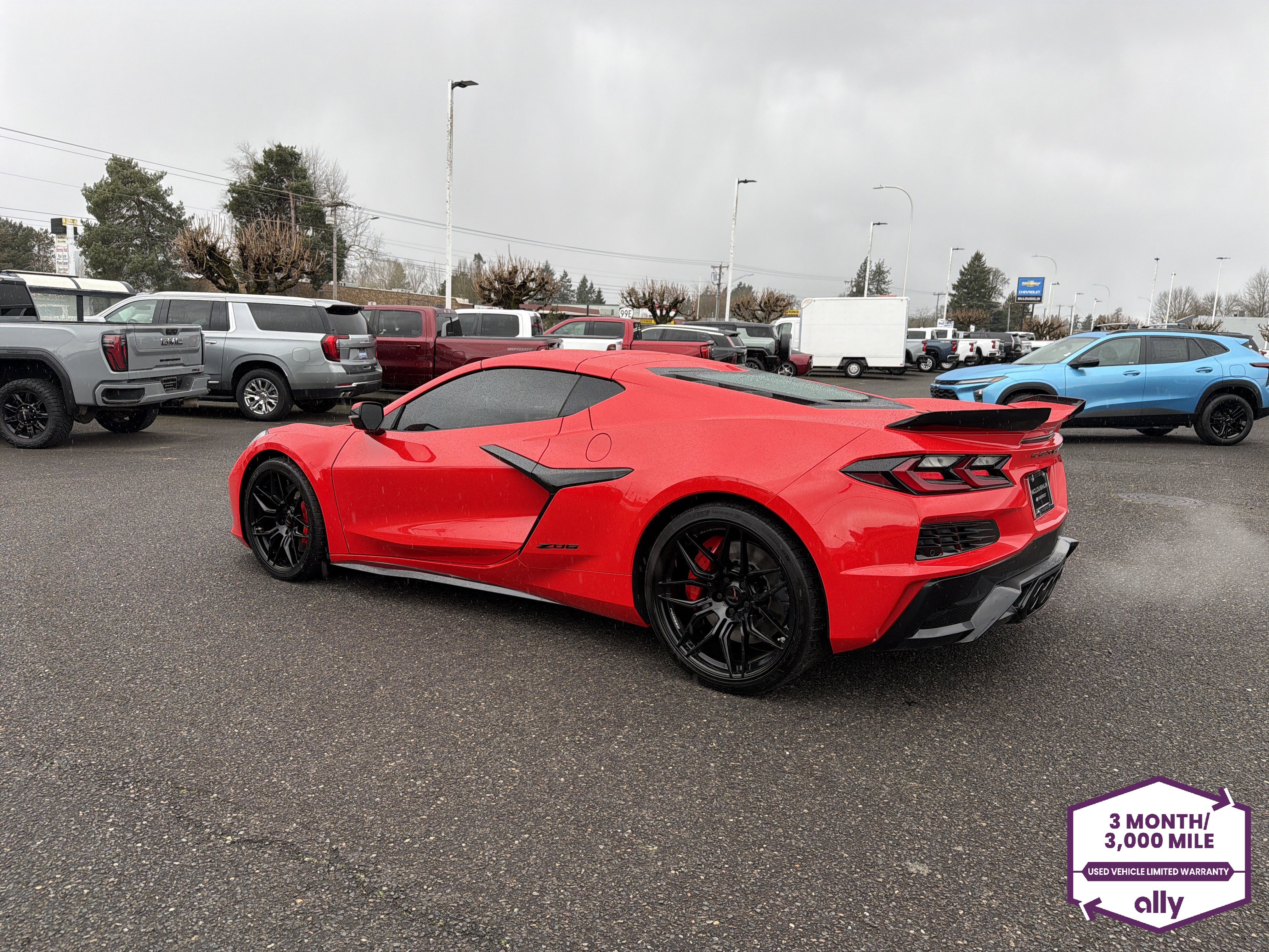 Used 2024 Chevrolet Corvette Z06 RWD image 3
