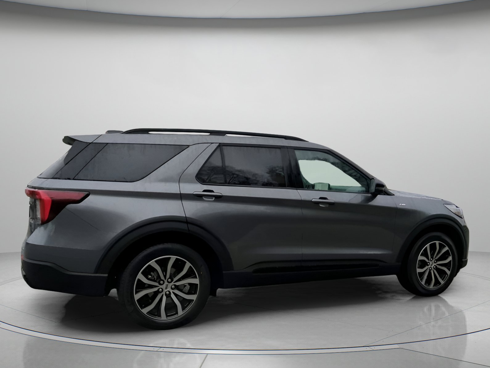 New 2026 Ford Explorer ST-Line w/ Premium Package image 32