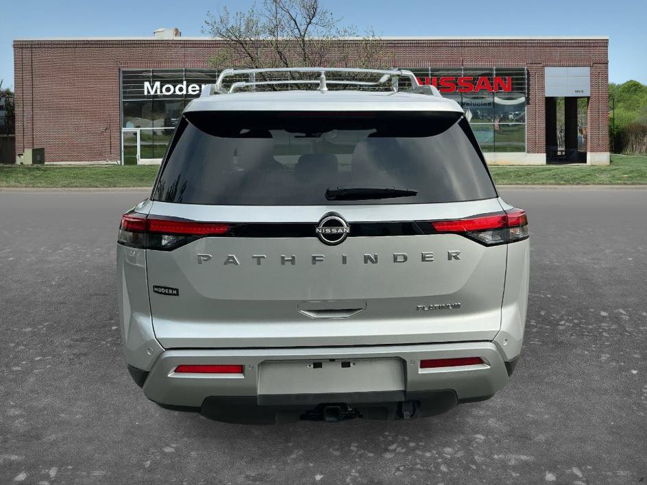Certified 2025 Nissan Pathfinder Platinum w/ Cargo Package FWD image 3